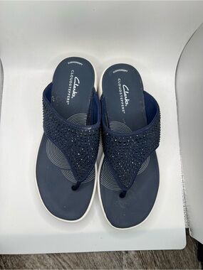 Women’s Clarks Sandals Size 6.5